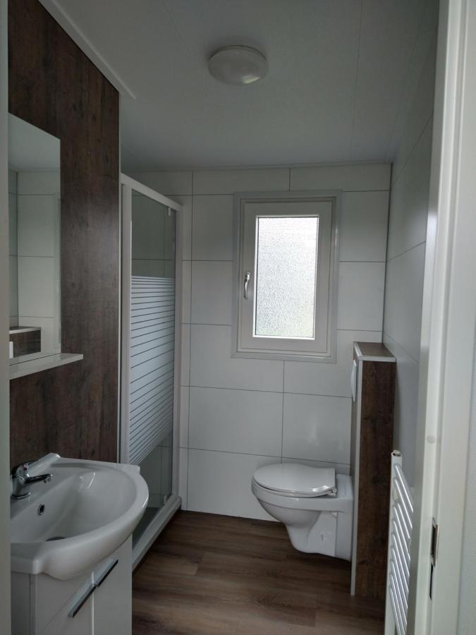 Lathumlodge Met Parkvoorzieningen Esterno foto